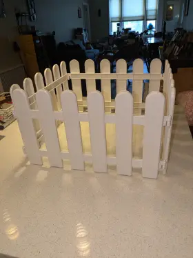 Chicieve 729792021276 White Plastic 18.5 Inch Square X 11.5 Tall 4 Pc Small Pet Home Enclosure