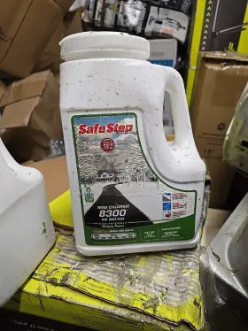 53808 Safe Step Mag Chloride 8300 8 Lb. Jug Of Ice Melter
