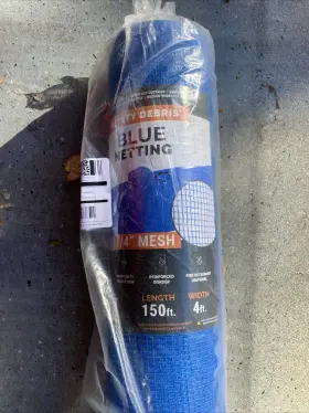 Xpose Safety 810054459521 Construction Debris Netting Roll 1/4 Inch Mesh 4 Ft X 150 Blue